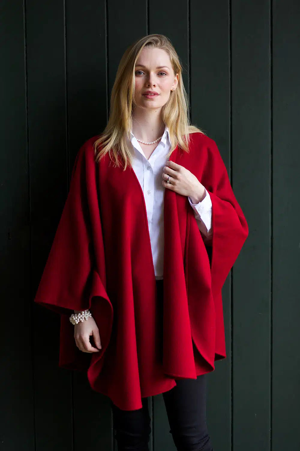 Classic Alpaca Wool Cape - Lacorine Luxury Sustainable Alpaca