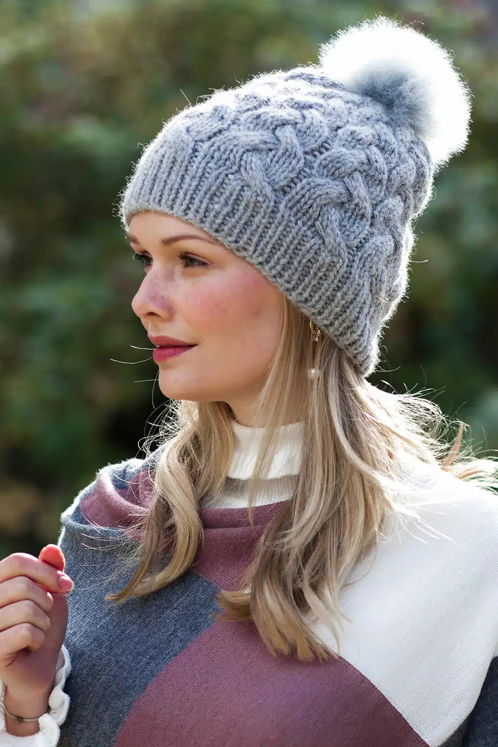 Pom Pom Alpaca Beanie Hat - Lacorine Luxury Sustainable Alpaca