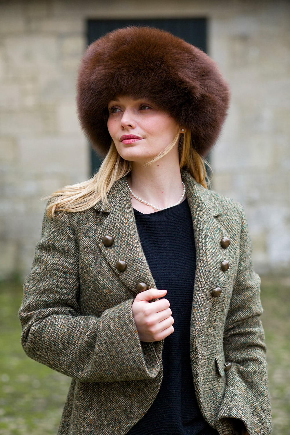 Chestnut brown Sumac luxury alpaca fur hat and headband by Lacorine, featuring soft, plush alpaca fur and stylish design.