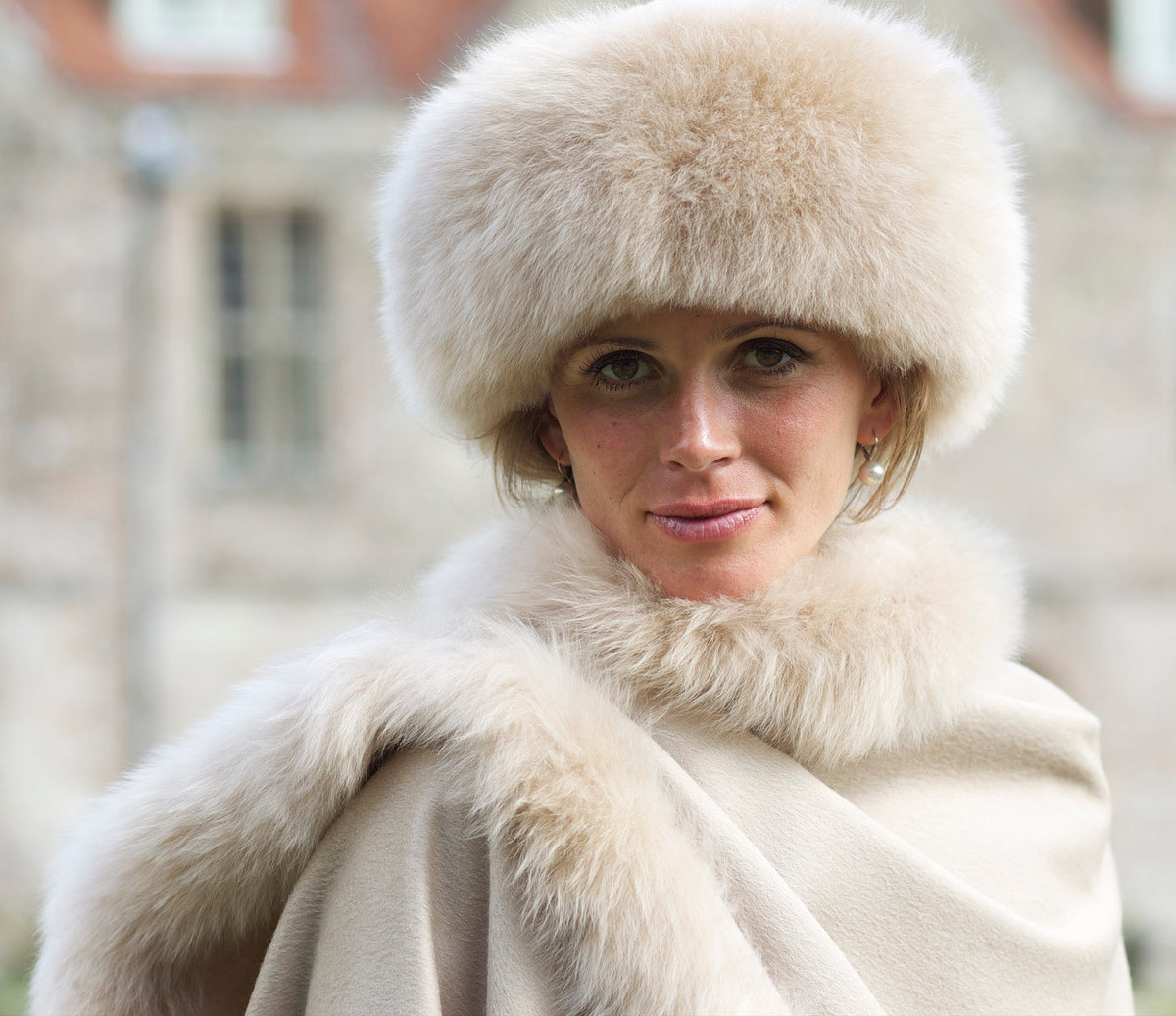 Lacorine taupe alpaca fur hat and headband, luxury alpaca hat with soft, plush texture and stylish design.
