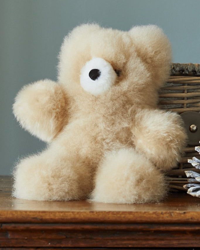 Lacorine Classic Charles alpaca fur teddy bear in champagne color, 27cm soft plush toy with detailed features and plush texture. #Colour_Champagne