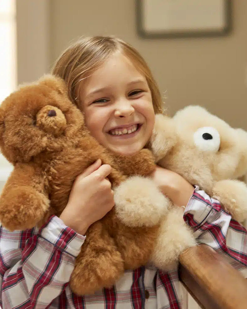 Lacorine Classic Charles teddy bear in champagne alpaca fur, 27cm plush stuffed animal with detailed features and soft texture. #Colour_Champagne