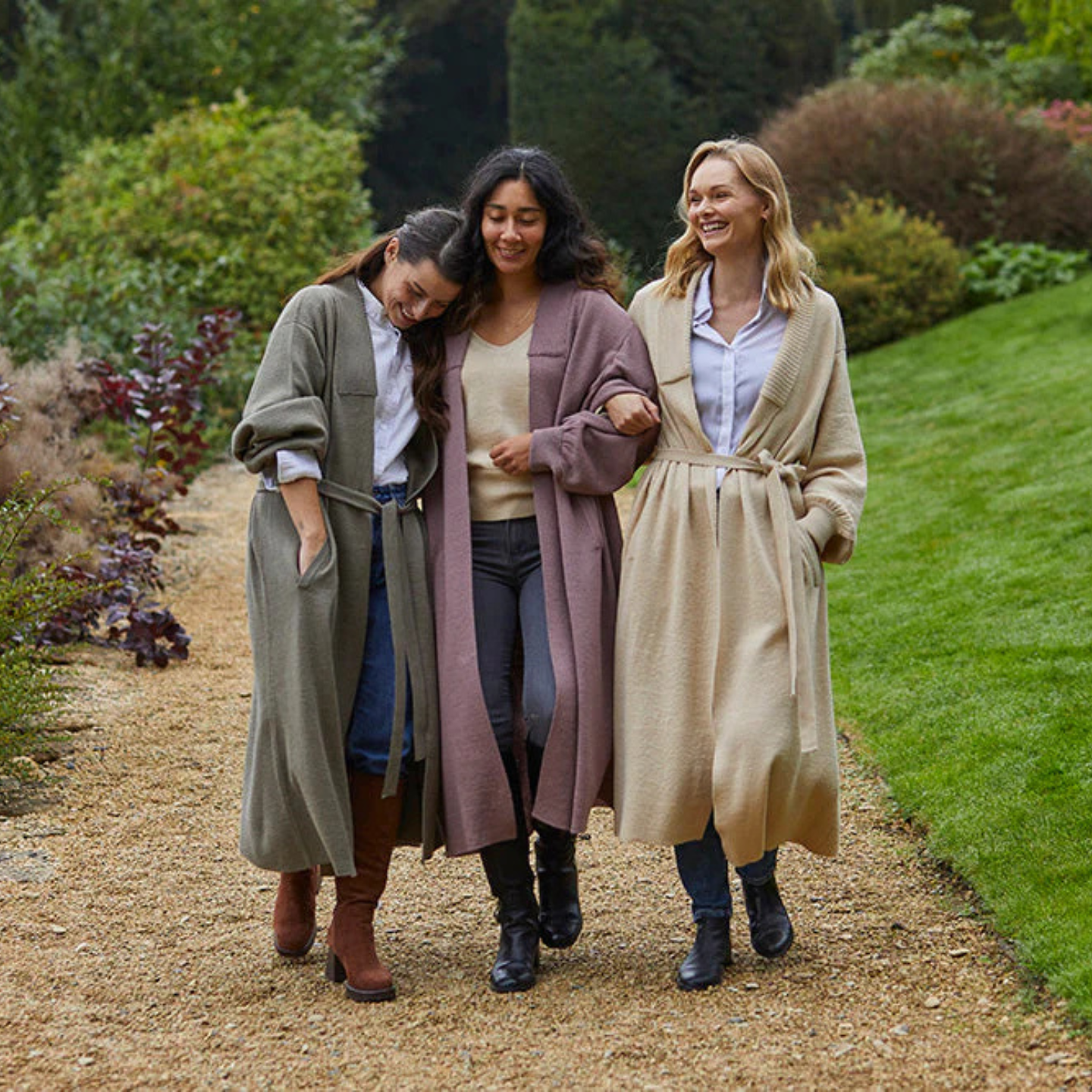 Longline womens cardigan made from natural alpaca fibre in Peru