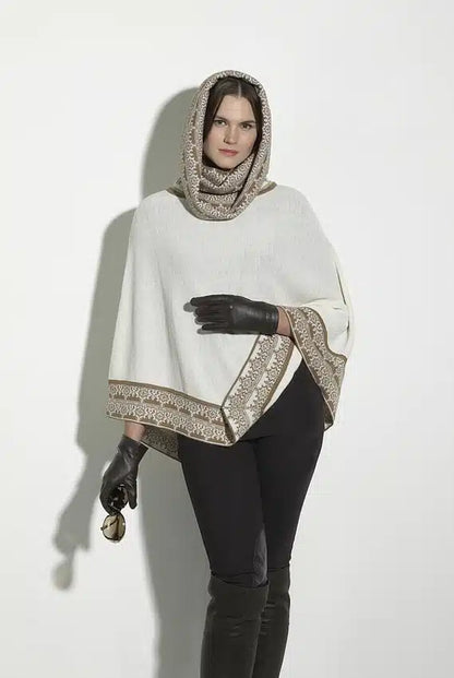 Elegant poncho with hood and pretty detailing